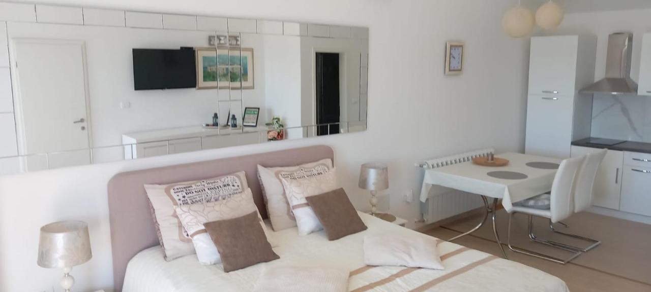 Beautyful Sea View 6 Luxury Studio Danijela 1 塞尼 外观 照片