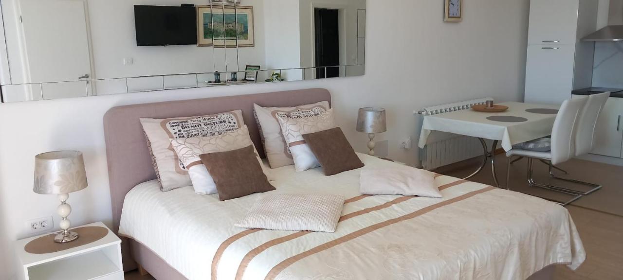 Beautyful Sea View 6 Luxury Studio Danijela 1 塞尼 外观 照片